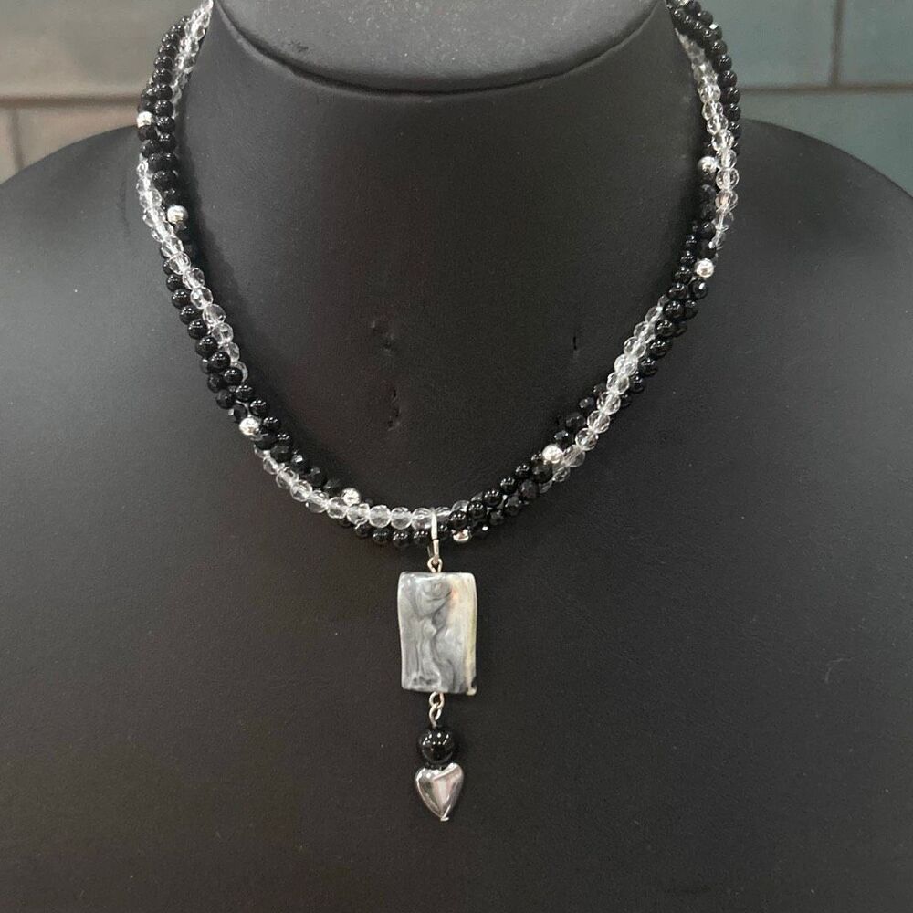 Vtg Beaded Stone Pendant Necklace 15" Black & Clear Adjustable Triple-Strand